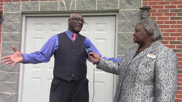 Rev Everett Sanders of The Mighty Golden Bells Int...