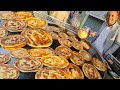 Lachha Paratha | Multi Layered Lachha Paratha Street Food Of Karachi Pakistan | Mubashir Saddique