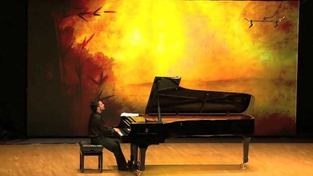 La Bikina (Esteban Alvarez)