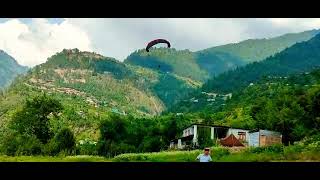 Dangerous paragliding landing in Manali in lockdown