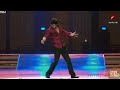 Shah rukh khan signature pose at award show performance  tujhe dekha toh ye jaana sanam  srk vevo