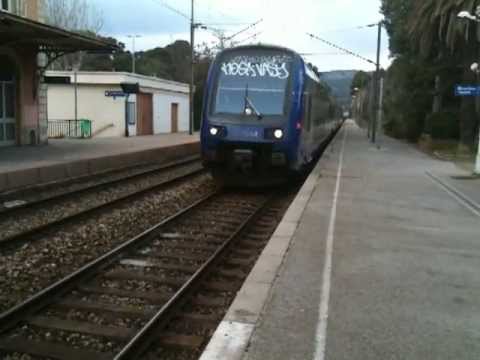 L'arrivée d'un train en gare de La Ciotat