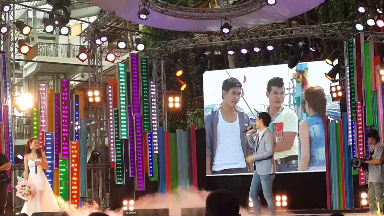 อ๋อม & ขวัญ  ร้ายหรือรัก @ เจ็ดสีคอนเสิร์ต 1/2/14  By  Bobo