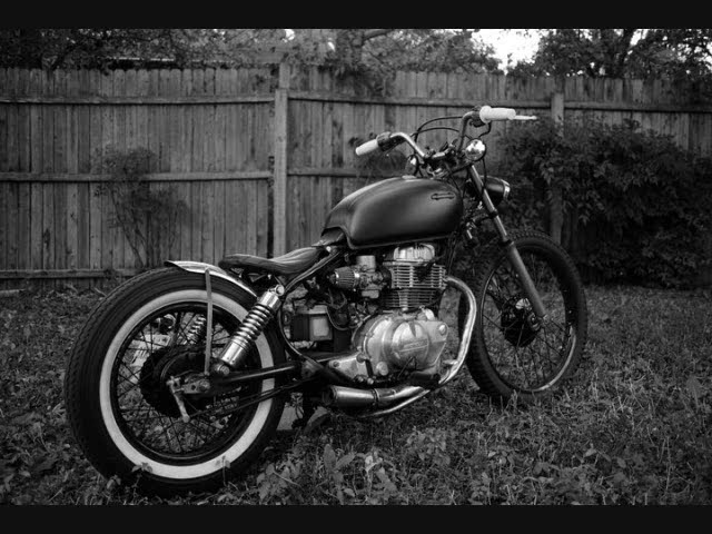 Assista a LOVE AINT EASY no YouTube Assista a LOVE AINT EASY no YouTube