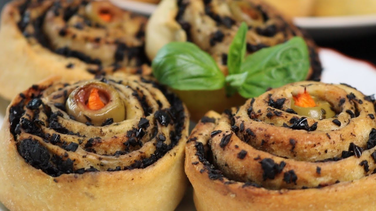 Olive and Basil Bread Swirls -
