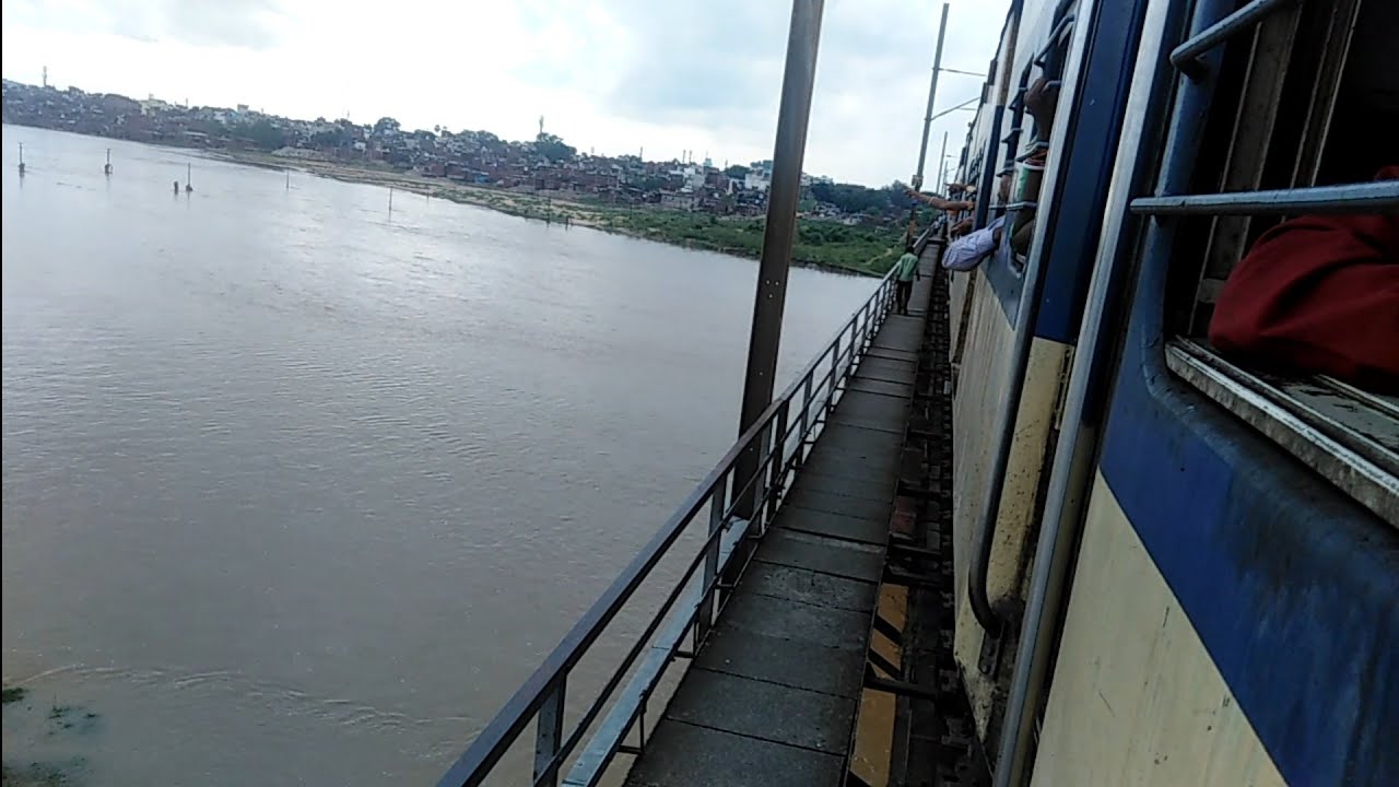 Train crossing Gaya longest railway Bridge
