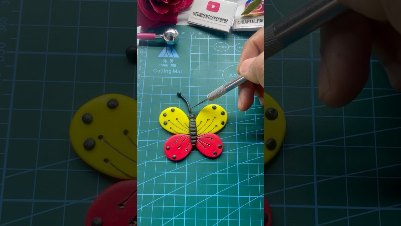 How To Make Fondant Butterfly 🦋 | Fondant Tricks | Fondant craft Video 