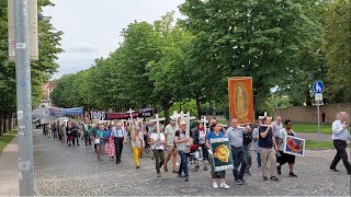 Fulda: Gebetszug "1000 Kreuze für das Leben" für die durch Abtreibung getöteten ungeborenen Kinder
