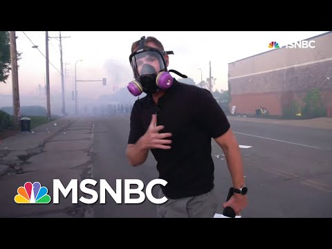 See Flash-Bangs Go Off Near NBC News Reporter As Minneapolis Protesters Retreat | MSNBC