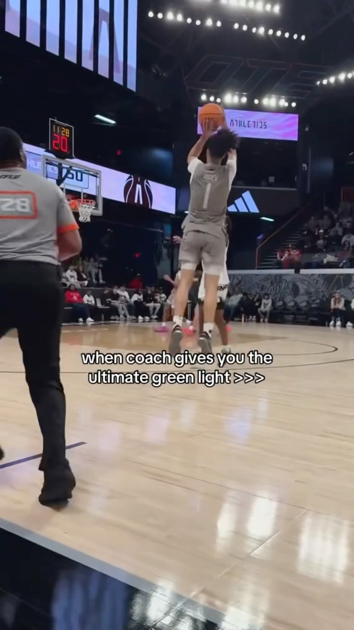 Bro can shoot whenever ?
