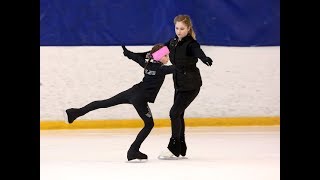 Юлия Липницкая тренирует детей в Пензе / Yulia Lipnitskaya trains children across Russia