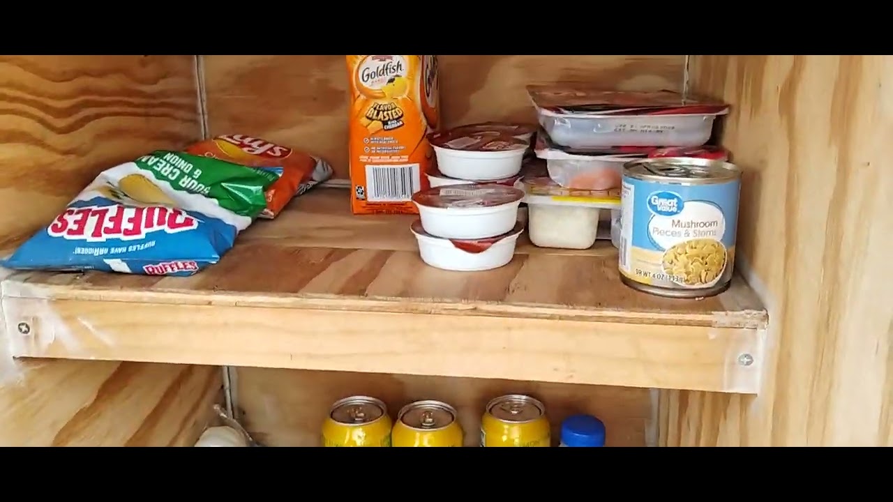 dumpster diving /Another trip to the hope box 💜❤️💜❤️ "don't forget to dive on in"! 