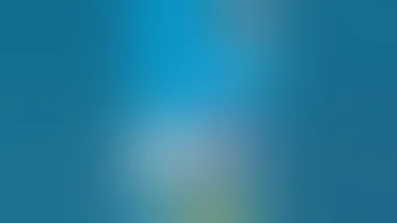 فتاة لطيفة في الحمام 