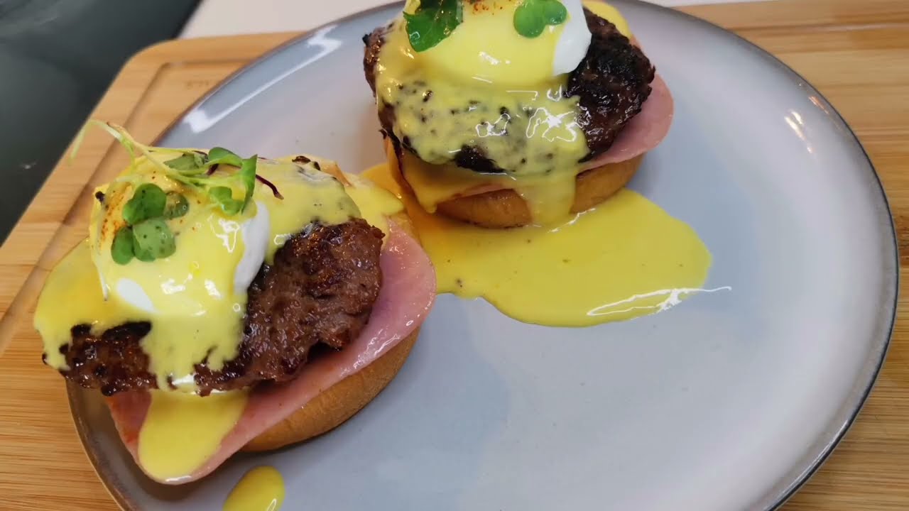 Eggs Benedict | Poached Eggs | Hallondaise Sauce