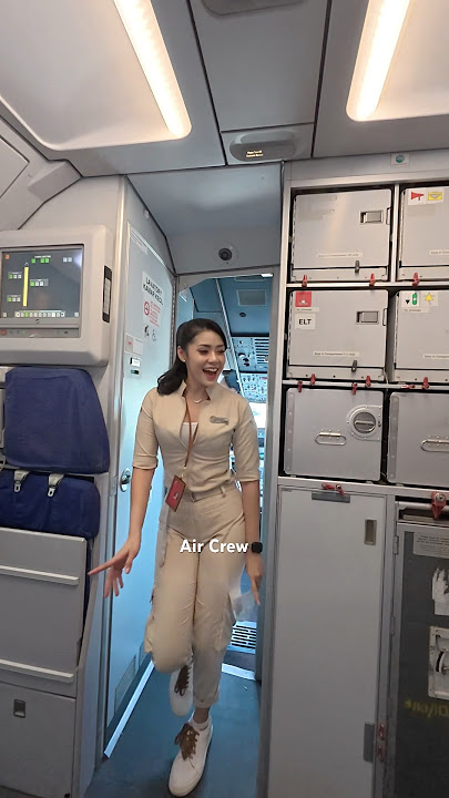 Pramugari cantik Nyanyi Lagu Viral Waktu Ku Kecil