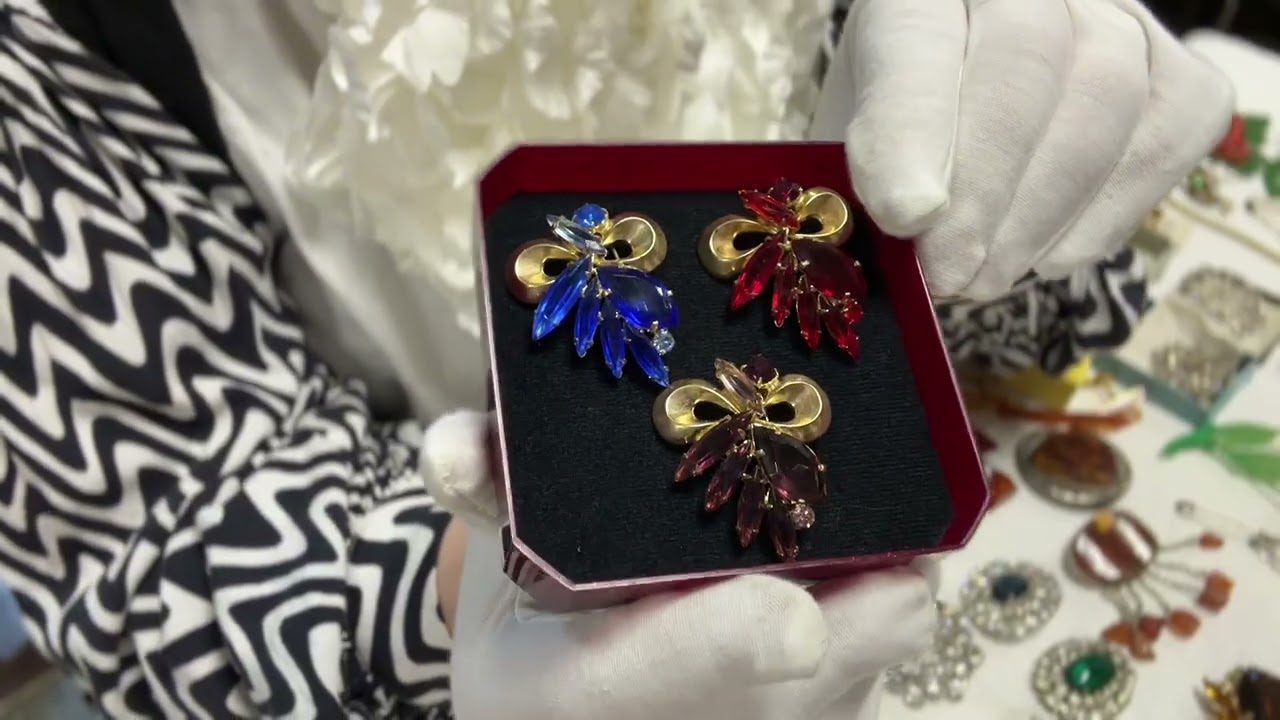 Милый раритет. Разбираем сокровища советской модницы с Милой Бахтиной 