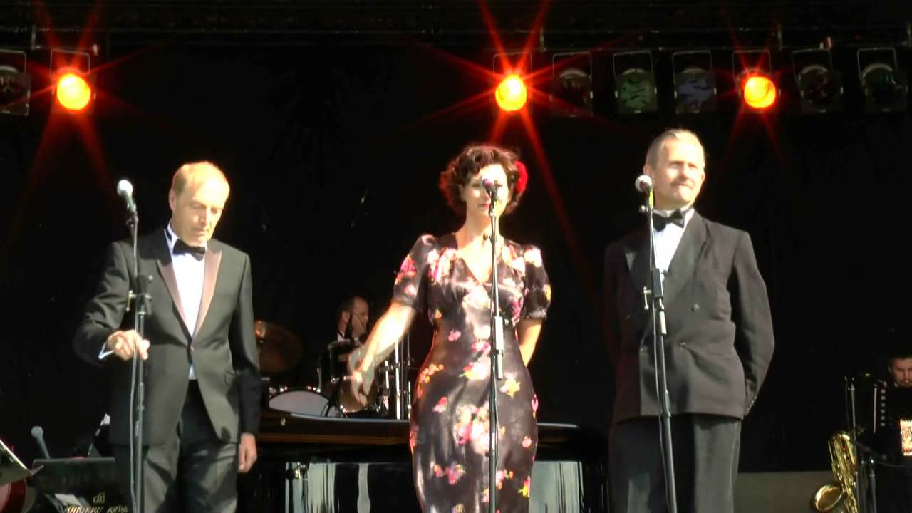 The Piccadilly Dance orchestra@Twinwood 2014