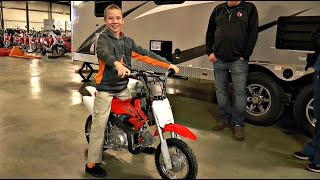 CAMERON GETS A NEW BIKE AFTER HIS PREVIOUS BIKE WAS STOLEN - STATION PARK HONDA - 2015 CRF50