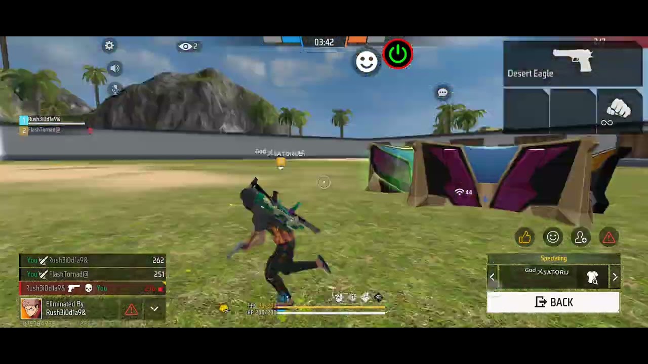 Doing 2v2 craft land coustom and my team mate leave me alone and i lost