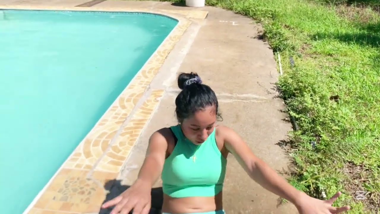 Nos vamos de este lugar😊😁Comiendo dulces🍬🥰