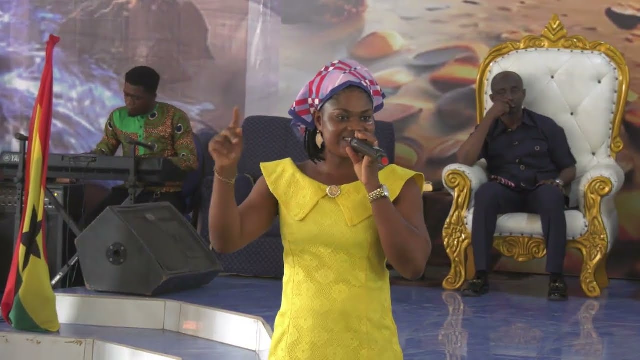 Momma Yenko Gya Me   Zion Praise Choir ft Brother Phillip