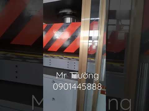 Video Máy định hình hộp cơm xốp, khay xốp ps khổ rộng robot... - youtube