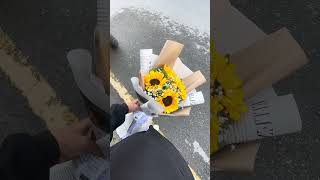 Sunflower 🌻 WhatsApp:9829921376 DMM TOO ORDER MEE #flowershopnepal #bloomingblissflower #flower