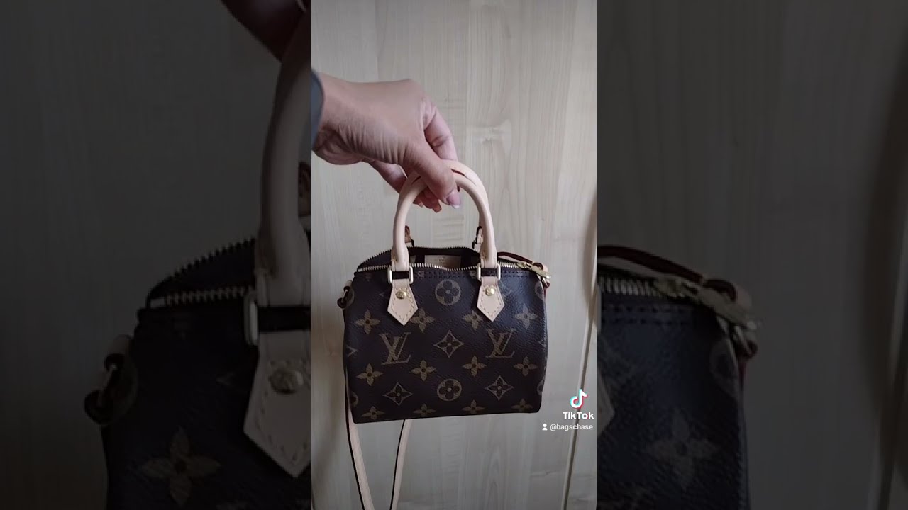 What fits in my Louis Vuitton Mini Speedy Bag?👜