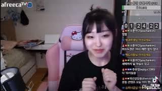 韓国人美女のおなら🍑💨