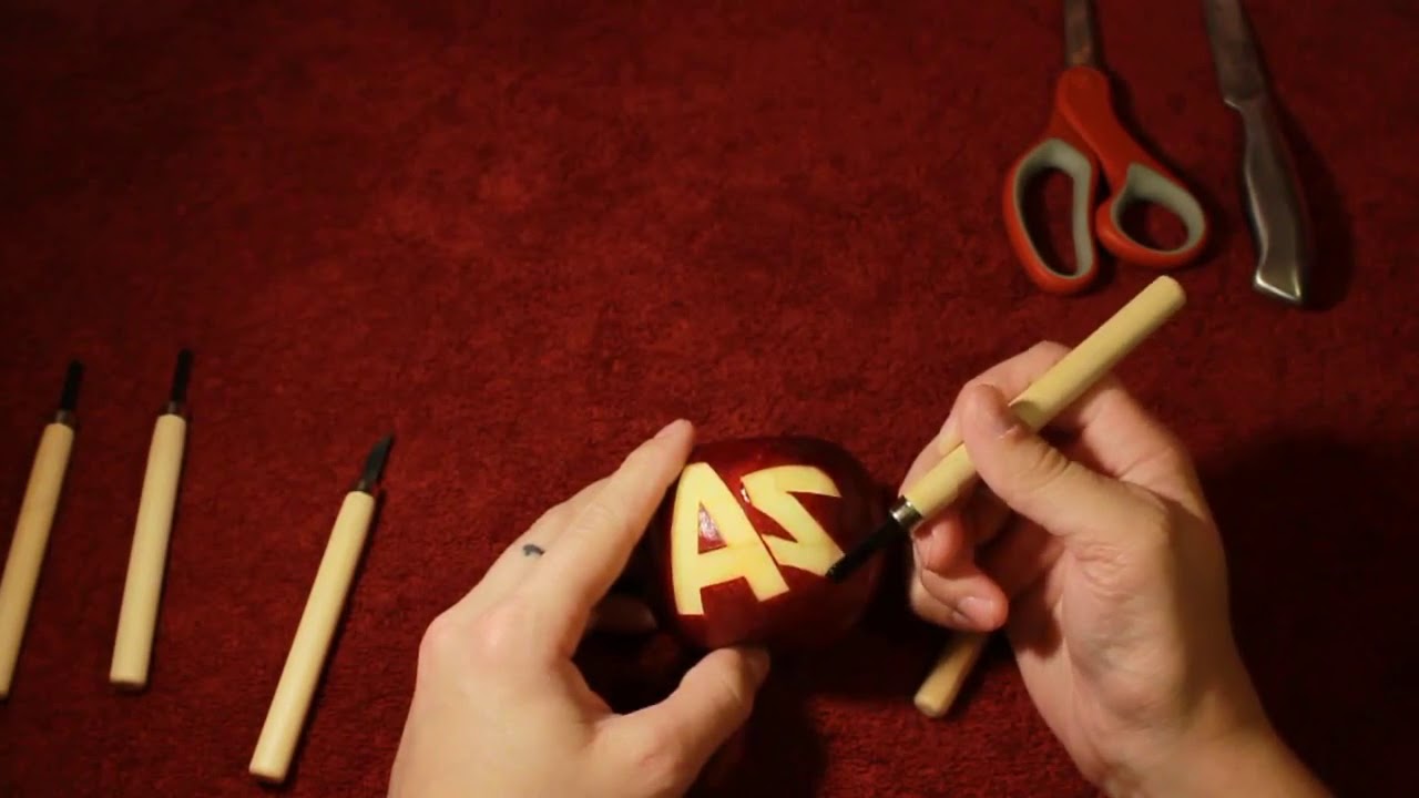 【Mr Whisper ASMR】Super relaxing apple sounds! tapping / carving / cutting / whispering