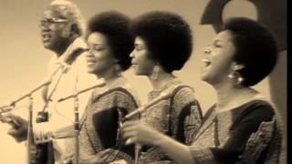 Staple Singers - Lets Do It Again chords