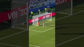 Tillman scores the free kick winner for USA against Bosnia and Herzegovina. #FIFAWorldCupOnYT