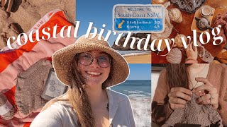 knit with me on the aussie coast ☀️ knitting vlog