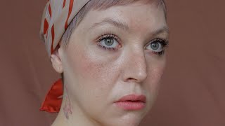 Freckles and big lashes | Mia Farrow 60s Inspired Makeup