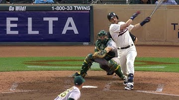 OAK@MIN: Plouffe drives an RBI single to left