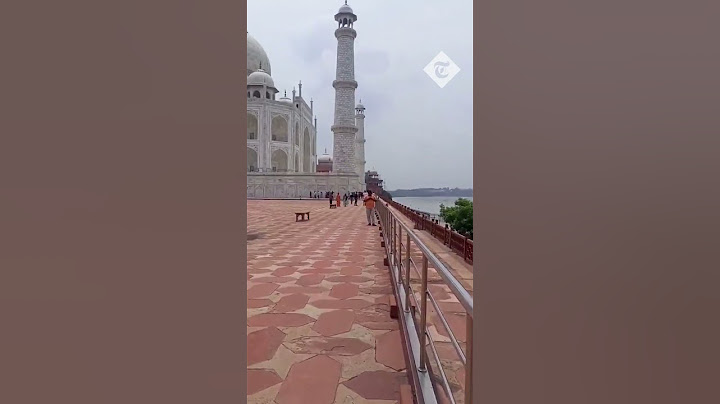 Floodwaters reach Taj Mahal for the first time in 45 years