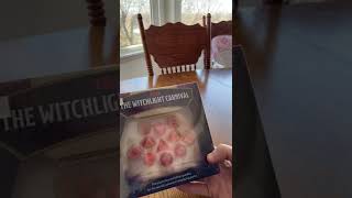 Dungeons & Dragons The Witchlight Carnival dice and miscellany set screenshot 2