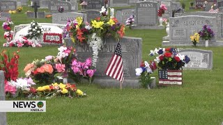 People Pay Their Respects on Memorial Day