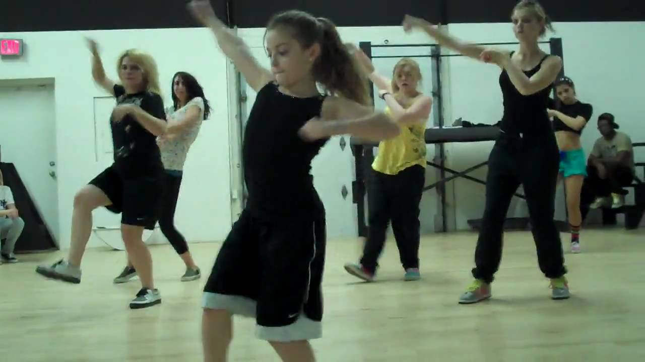 Amy Magsam- "Get it In"