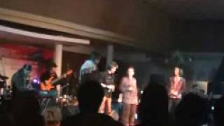 Kjp  Keenan  Zamrud Khatulistiwa