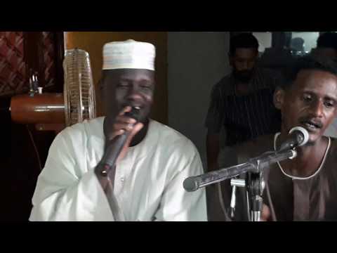 المادح محمد ود القوز مدائح الشيخ عوض الجيد ود الخدام ياحاجنا 