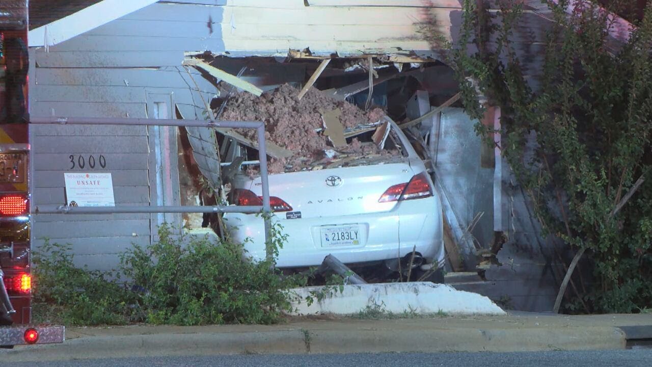 Small business destroyed after car plows into Charlotte building - YouTube