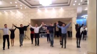 Танцы на свадьбе в Молдове! Супер. / Super dance on the wedding in Moldova
