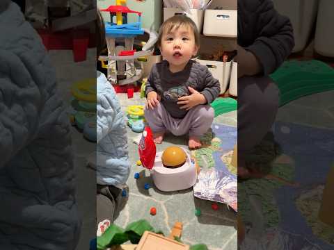 夢中で遊んでいる子をお風呂に入れたい。今すぐに。【1歳5ヶ月】