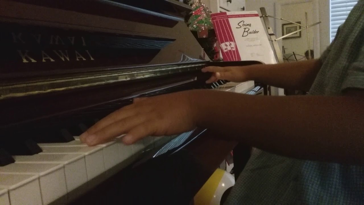 A 4 years old playing smart riot