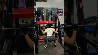 #gymexercises #femalefitness #gymgirl #fitnessmotivation #gym #fitindia #gymlife #glutesworkout