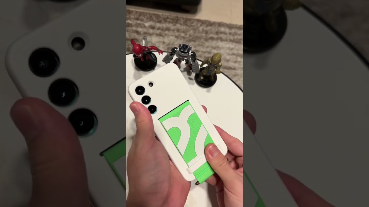 Galaxy S22 Silicone Cover With Strap 