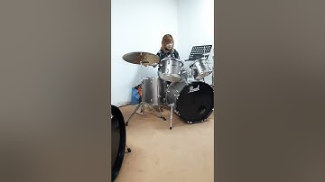 KARIN INK DRUM COVER "CINTA TERLARANG" BY THE VIRGIN. LES DRUM @ WILLY SOEMANTRI MUSIC SCHOOL TOMANG