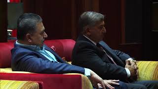 Khalid bin Hamad meets Pakistani delegation