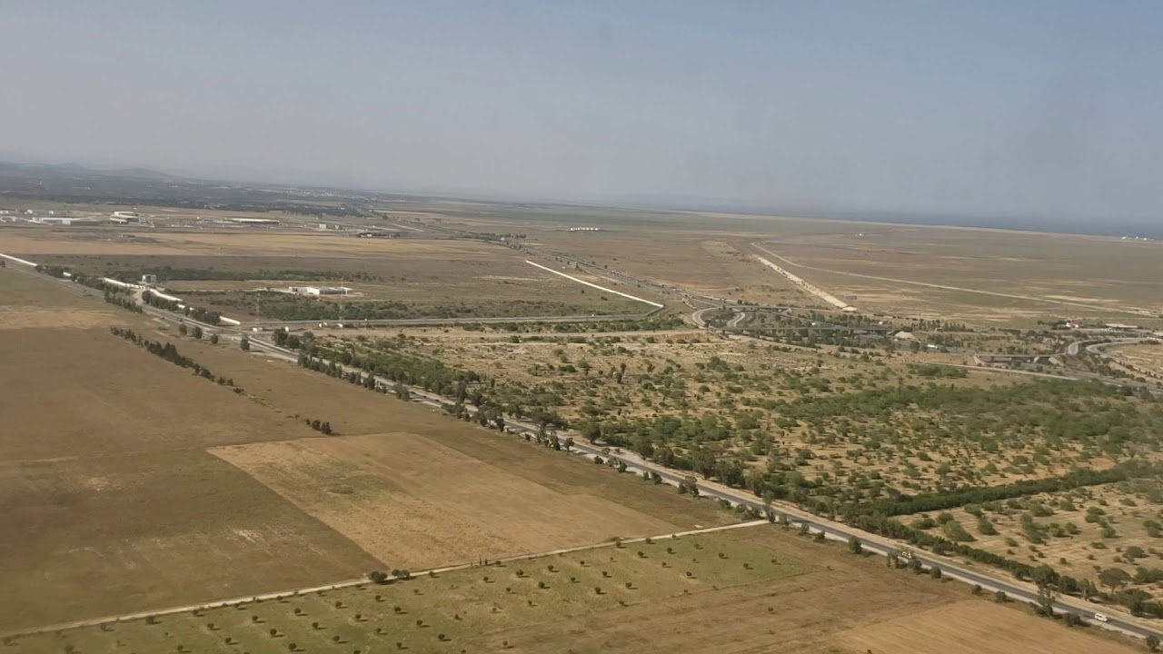 Посадка в Энфиде Тунис Royal Flight Boeing 767-300ER